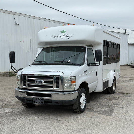 2009  Ford E350 Shuttle Bus