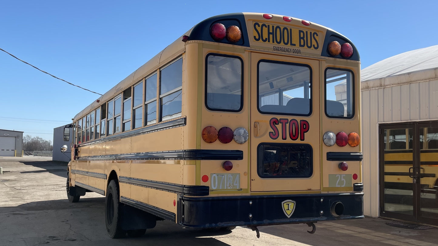 2011 International CE Series School Bus