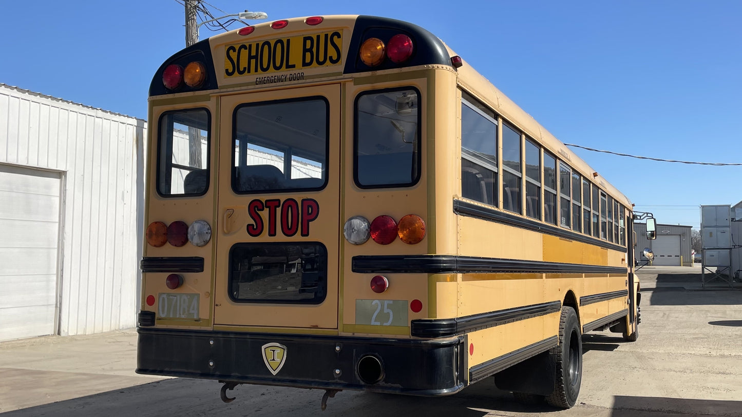 2011 International CE Series School Bus