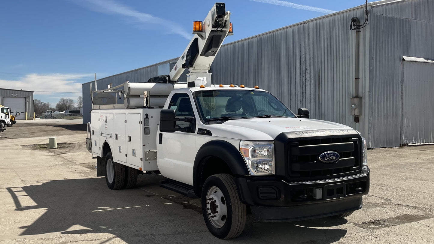 2015 Ford F450 Super Duty Boom Truck