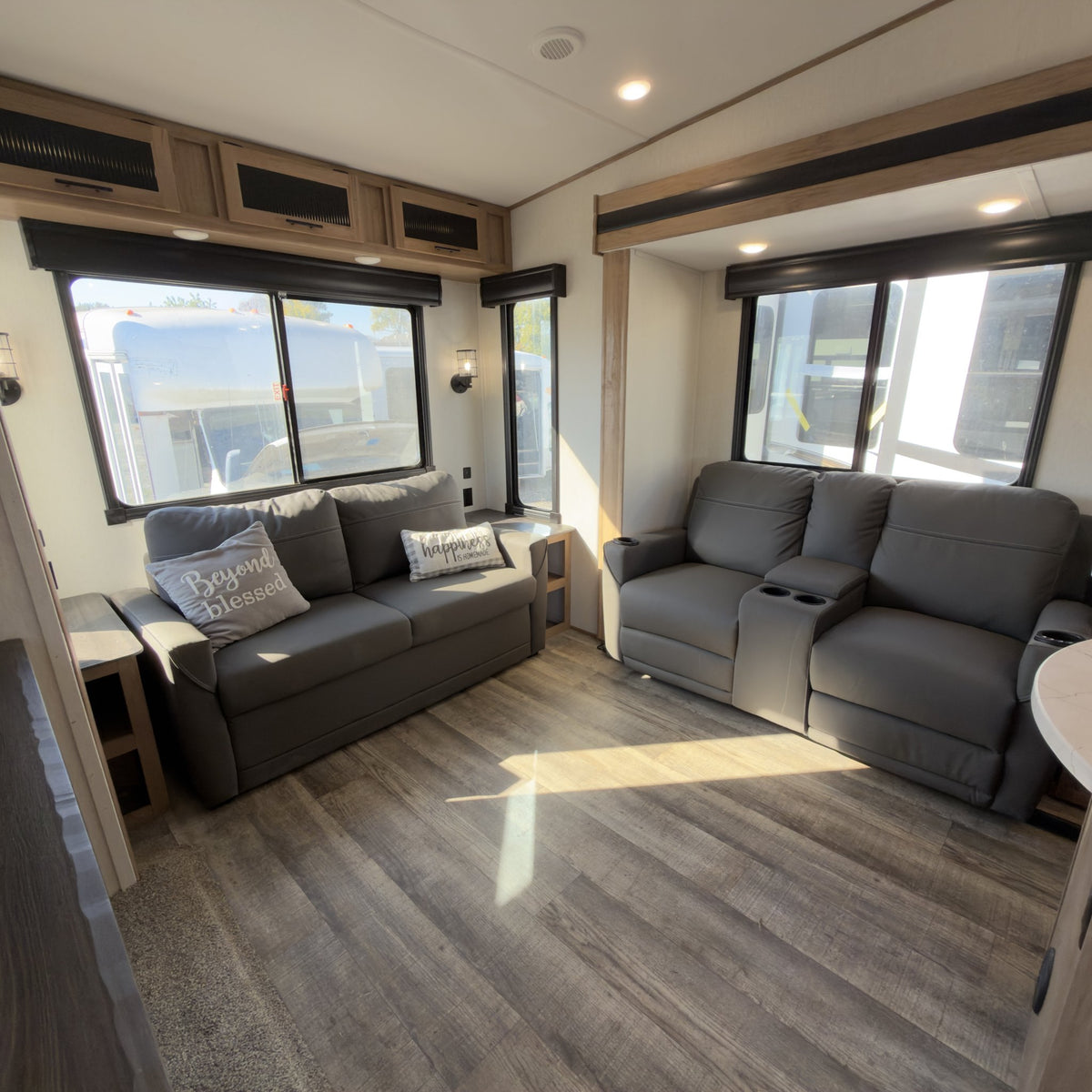 2023 Forest River Arctic Wolf M-3550SUITE