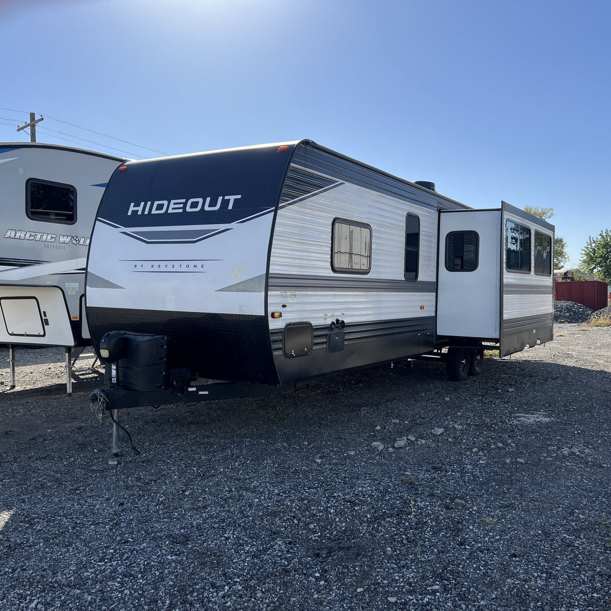 2022 Keystone Hideout M-32 LBH photo 1