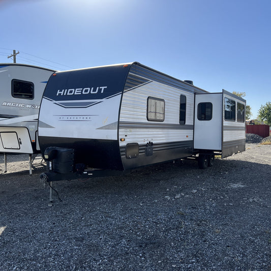 2022 Keystone Hideout M-32 LBH photo 1