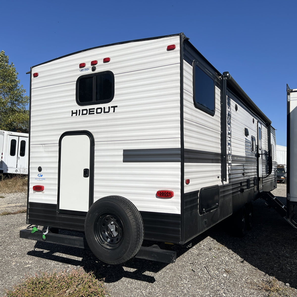 2022 Keystone Hideout M-32 LBH photo 3