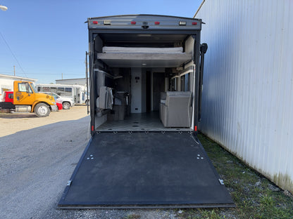 2022 Forest River Wildwood T251SSXL Toy Hauler photo 6