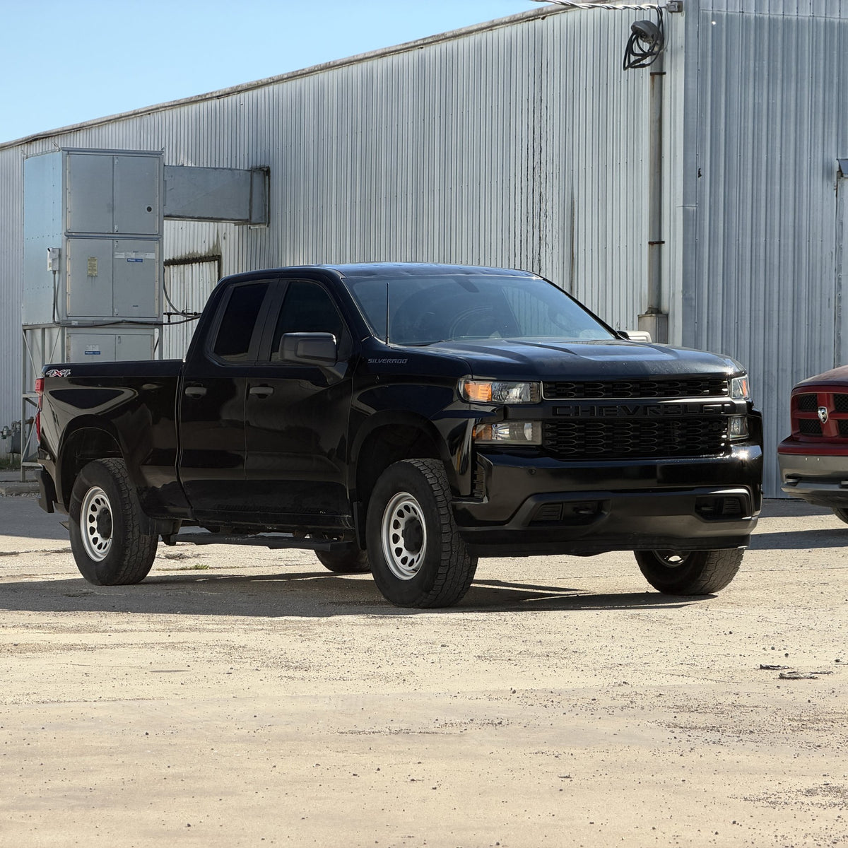 2019 Chevrolet Silverado 1500 - 5.3L V8 - 4X4 photo 1