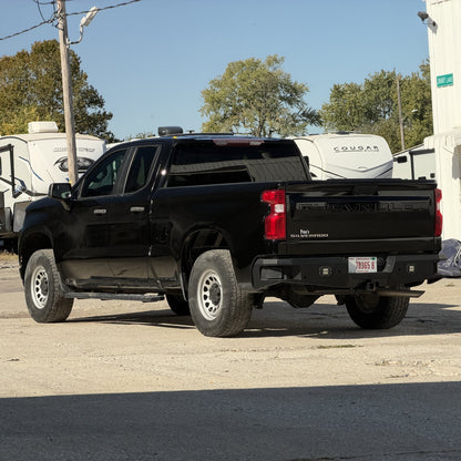 2019 Chevrolet Silverado 1500 - 5.3L V8 - 4X4 photo 3