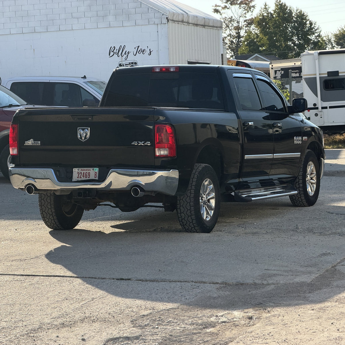 2014 Ram 1500 SLT - 5.7L HEMI - 4X4 photo 4
